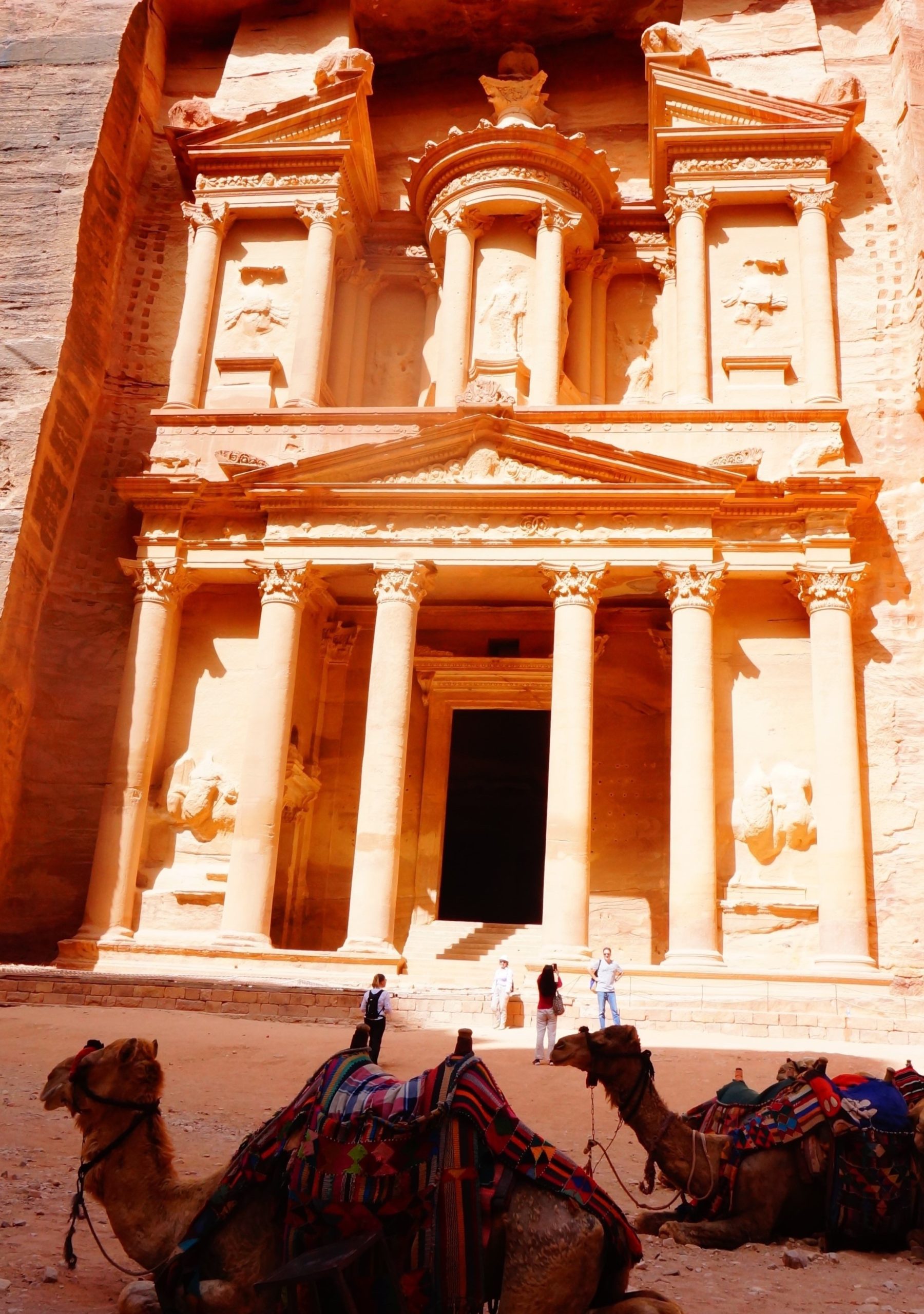 petra-a-rose-red-city-half-as-old-as-time-elixir-of-travel